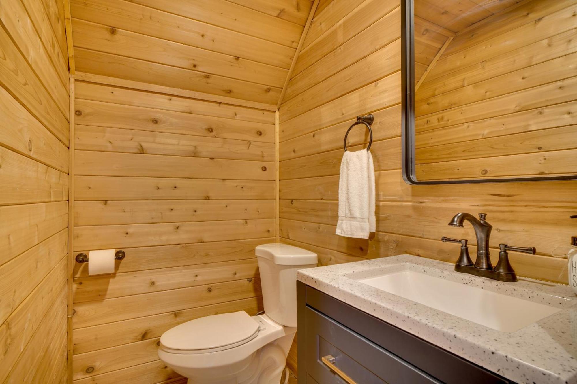 Hatcher Mtn Retreat Sevierville Cabin With Hot Tub! Екстер'єр фото