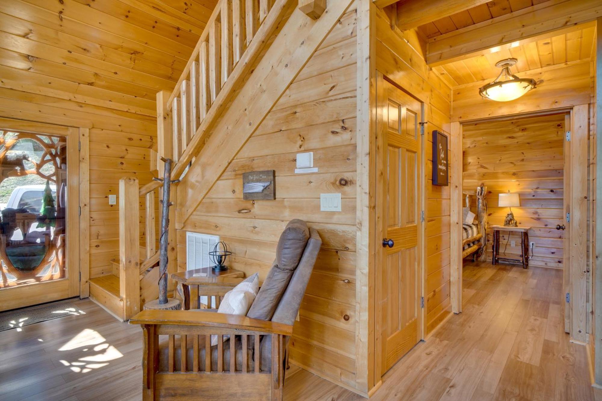 Hatcher Mtn Retreat Sevierville Cabin With Hot Tub! Екстер'єр фото